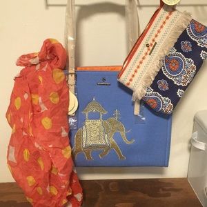Tote/scarf/wristlet